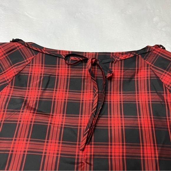 J. Crew Plaid Eliza Tee Short Sleeve Blouse 100% Silk Size 10 - Picture 6 of 7